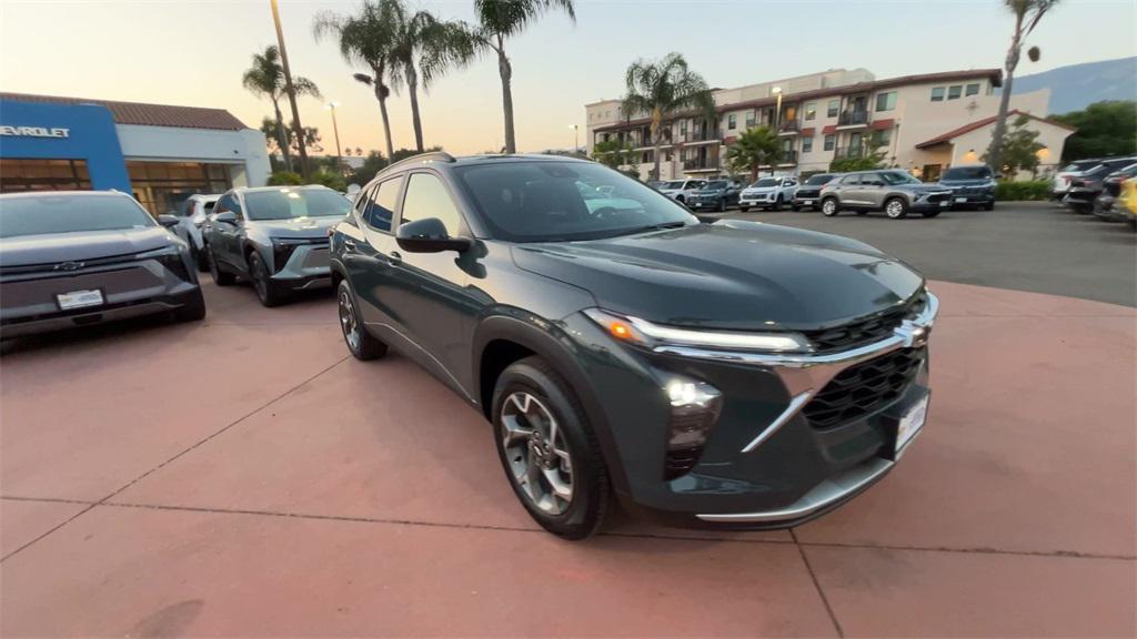 new 2026 Chevrolet Trax car, priced at $25,087