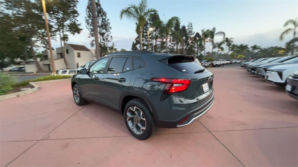 new 2026 Chevrolet Trax car, priced at $25,087