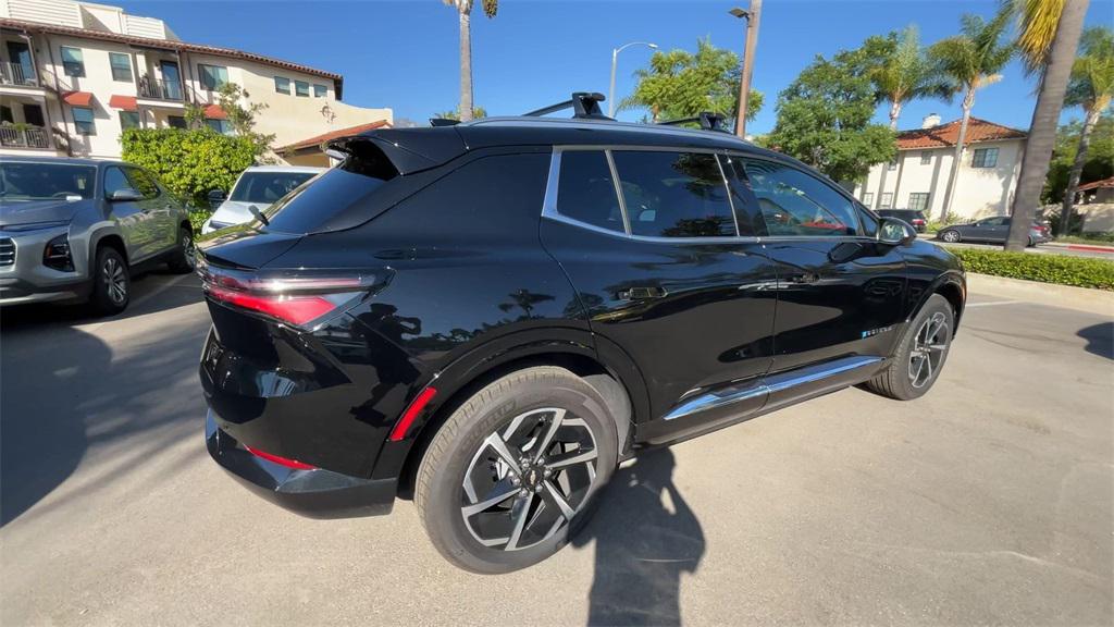 used 2025 Chevrolet Equinox EV car, priced at $39,900