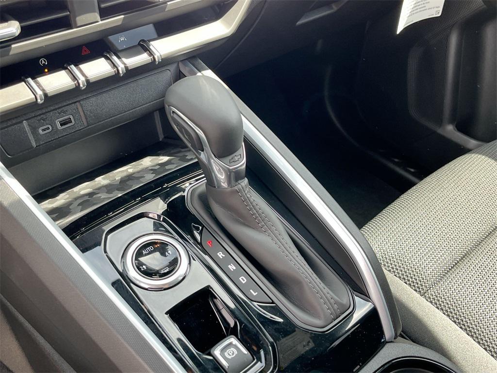 new 2025 Chevrolet Colorado car, priced at $39,541