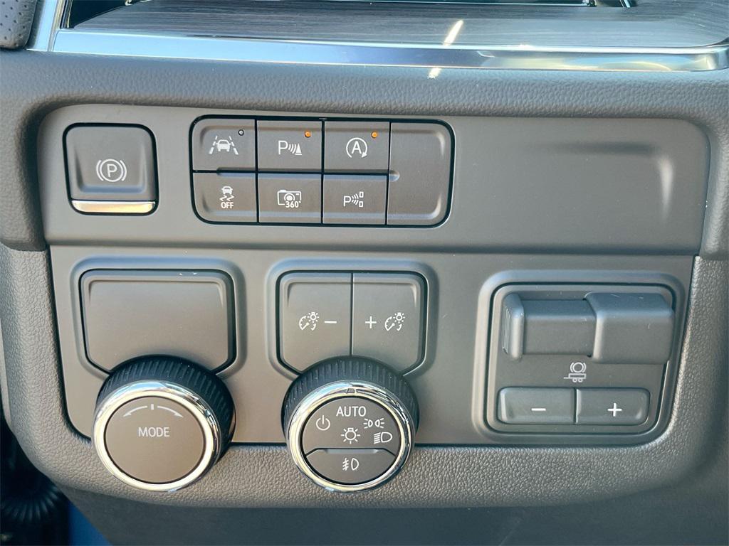 new 2025 Chevrolet Tahoe car, priced at $80,496