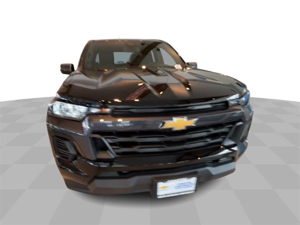 new 2025 Chevrolet Colorado car, priced at $38,750