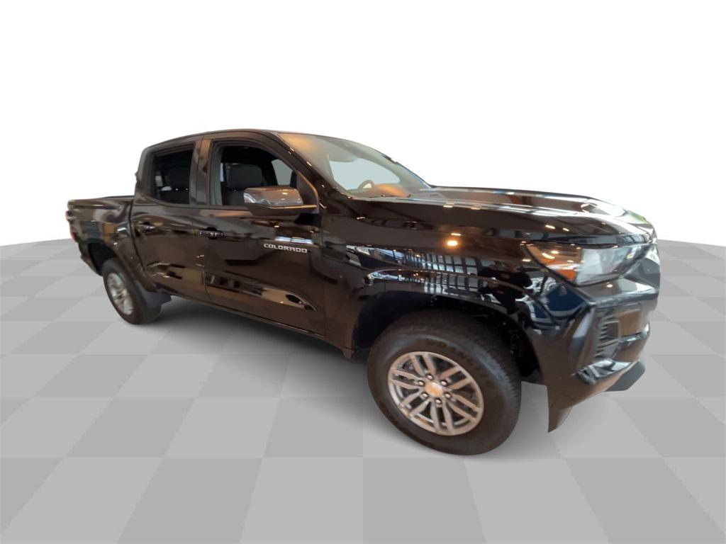 new 2025 Chevrolet Colorado car, priced at $38,750