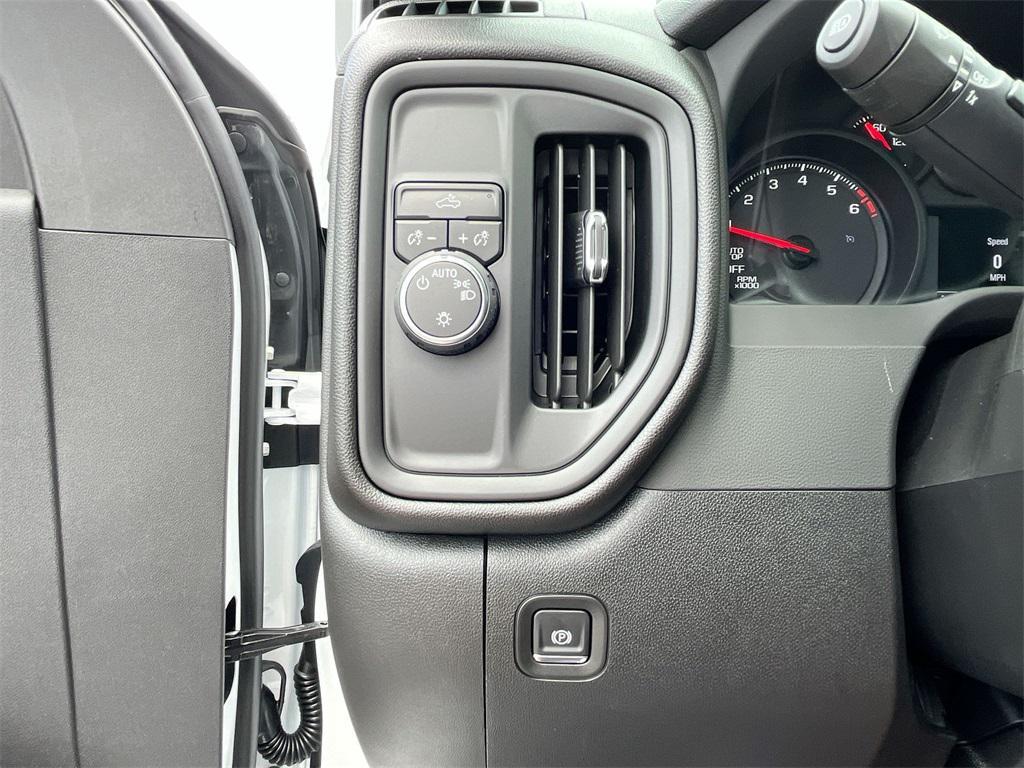 new 2025 Chevrolet Silverado 1500 car, priced at $39,778