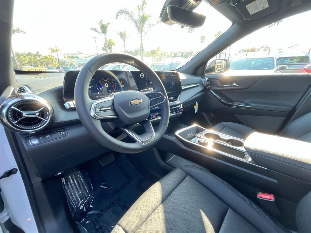 new 2026 Chevrolet Equinox car, priced at $31,593