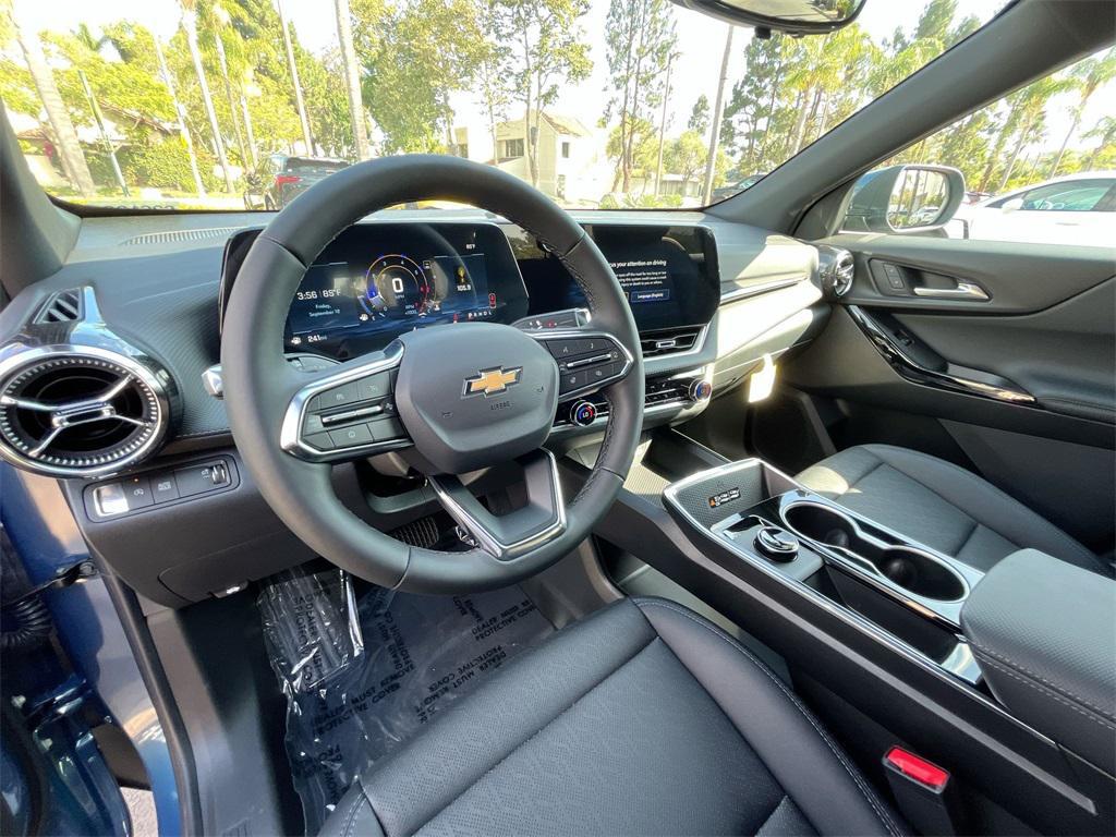 new 2026 Chevrolet Equinox car, priced at $31,534