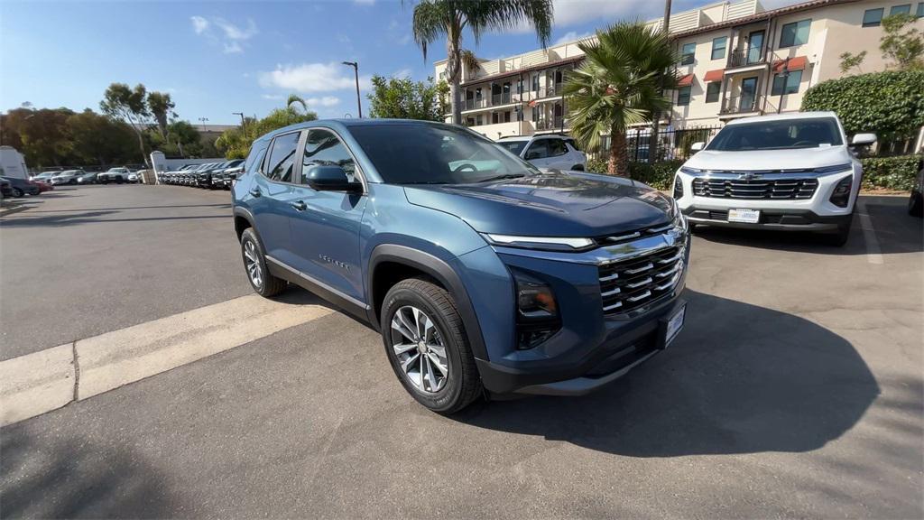 new 2026 Chevrolet Equinox car, priced at $31,534
