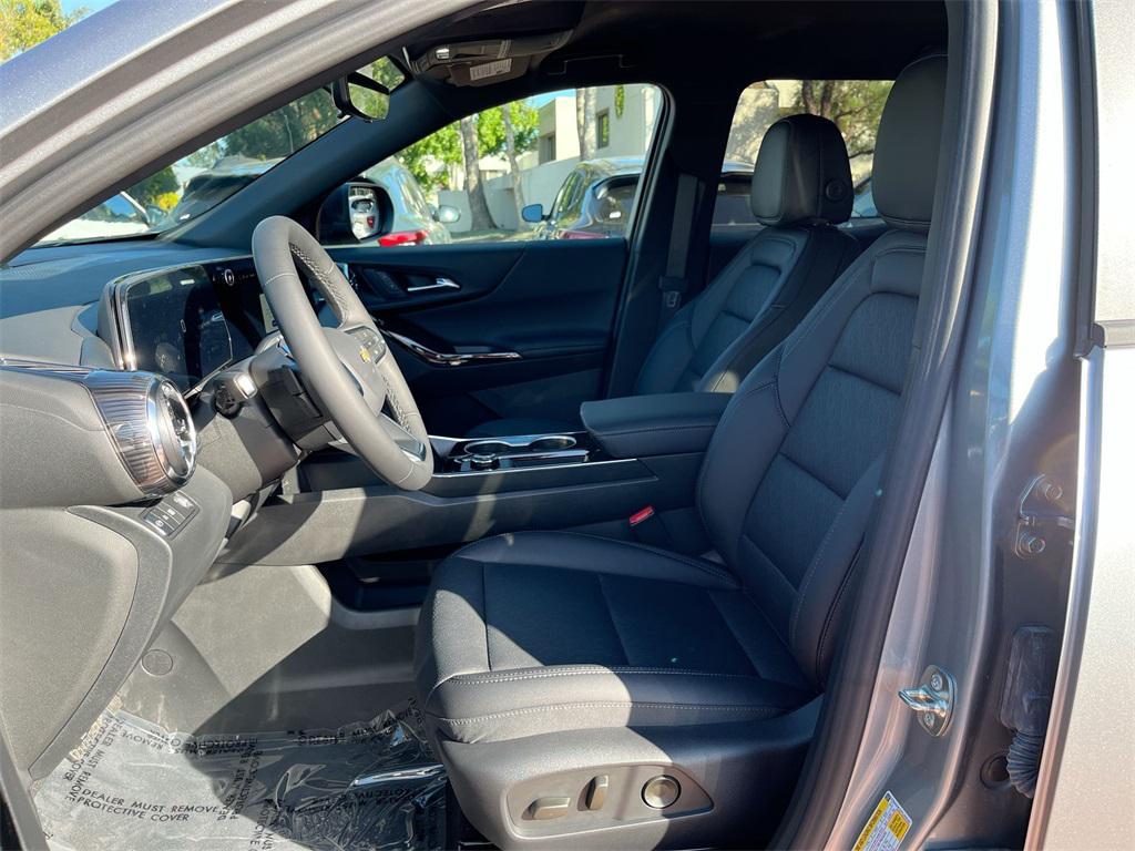new 2026 Chevrolet Equinox car, priced at $31,611