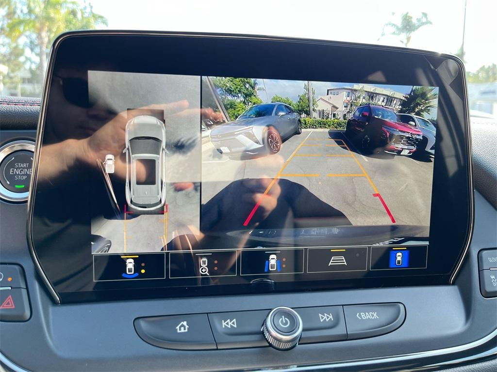 new 2025 Chevrolet Blazer car, priced at $45,821