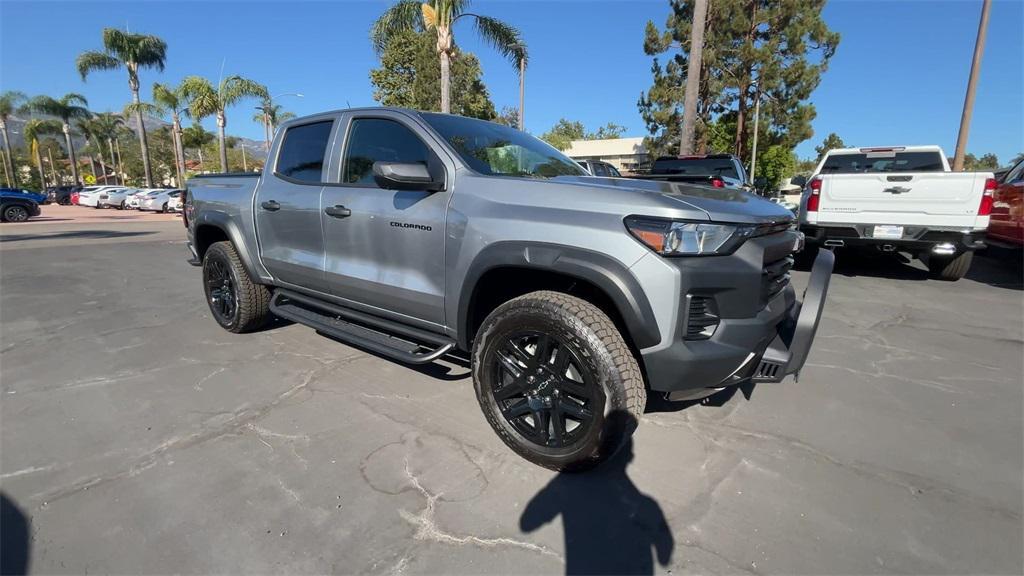 new 2025 Chevrolet Colorado car, priced at $49,043