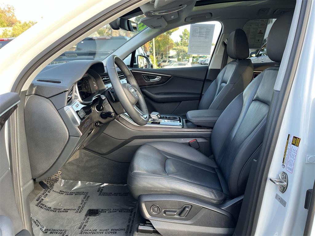 used 2022 Audi Q7 car, priced at $30,200
