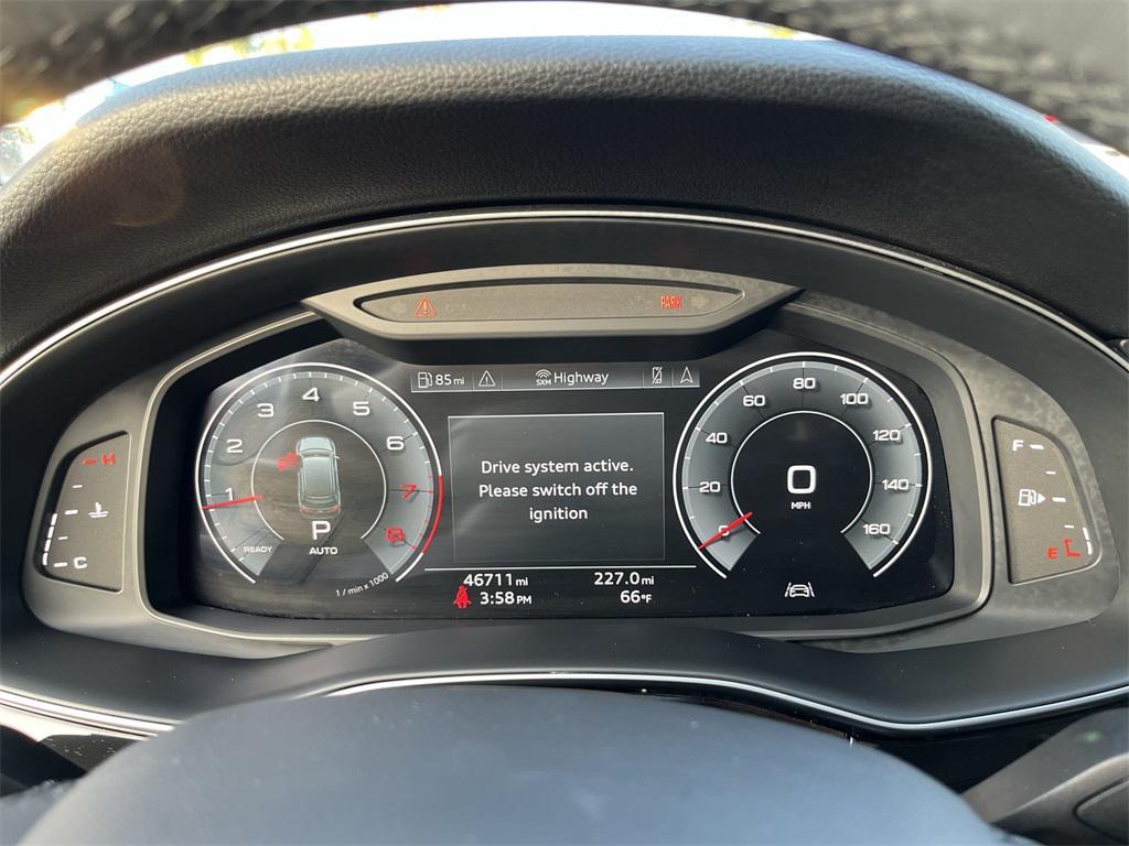 used 2022 Audi Q7 car, priced at $30,200