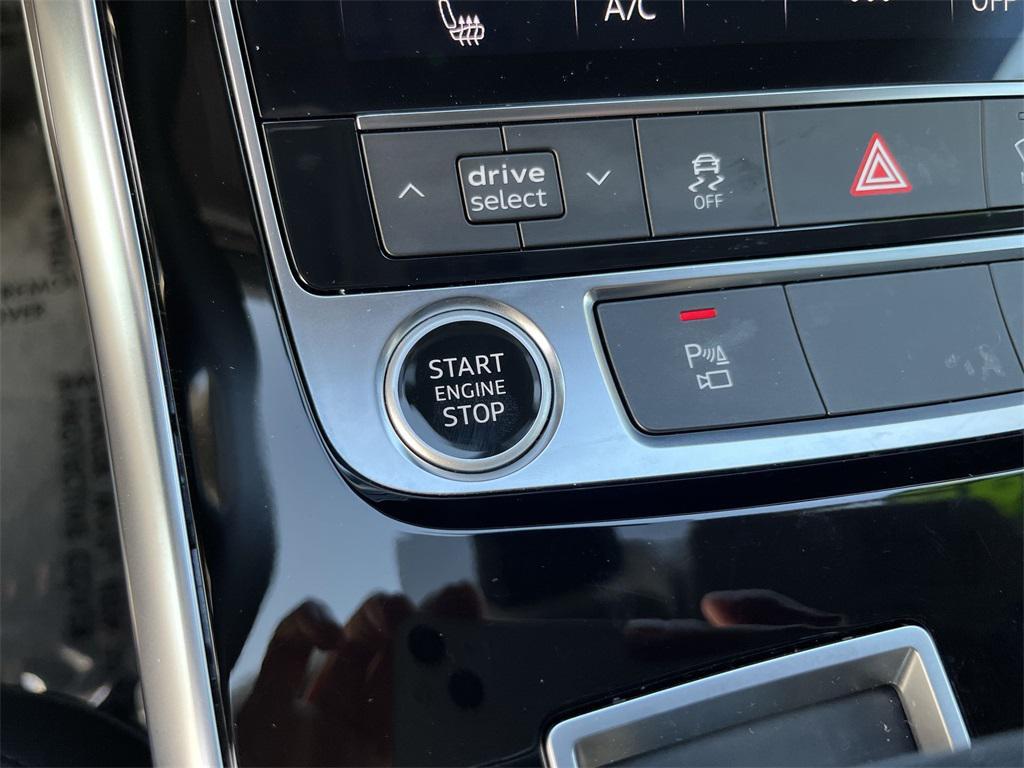 used 2022 Audi Q7 car, priced at $30,200