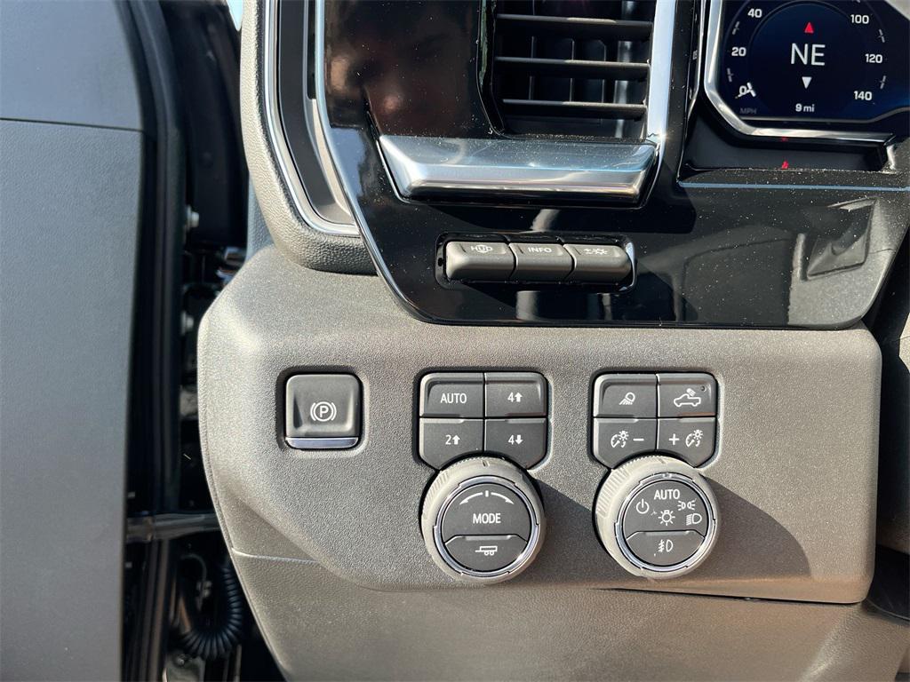 new 2025 Chevrolet Silverado 2500 car, priced at $78,625