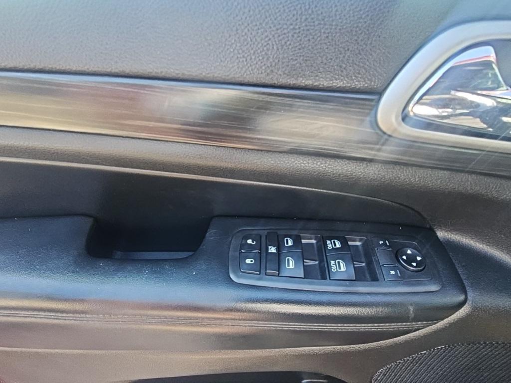 used 2020 Jeep Grand Cherokee car, priced at $22,500