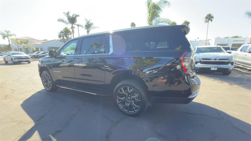 new 2025 Chevrolet Suburban car, priced at $75,460