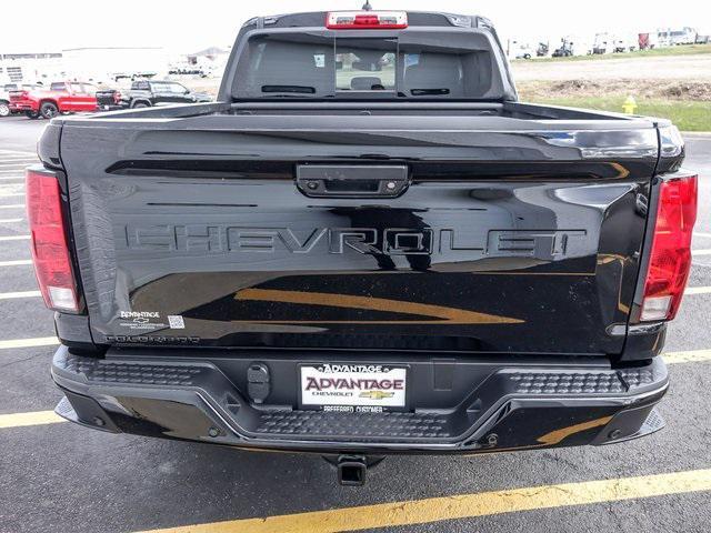 new 2025 Chevrolet Colorado car, priced at $40,305