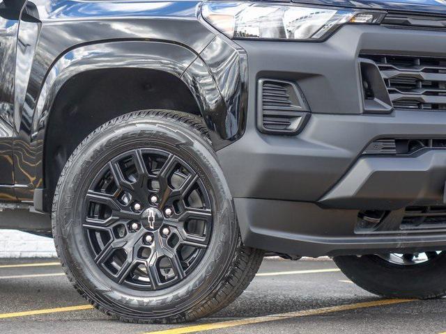 new 2025 Chevrolet Colorado car, priced at $40,305
