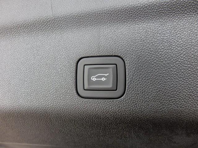 new 2025 Chevrolet Suburban car, priced at $82,528