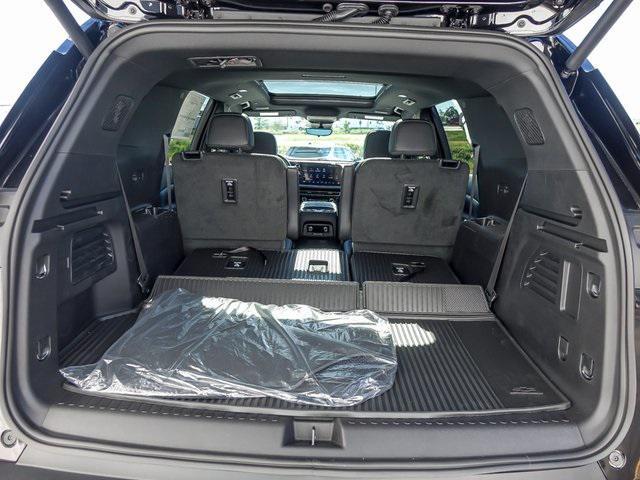new 2026 Chevrolet Traverse car, priced at $47,684