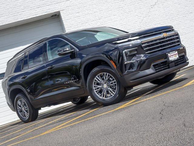 new 2026 Chevrolet Traverse car, priced at $43,114