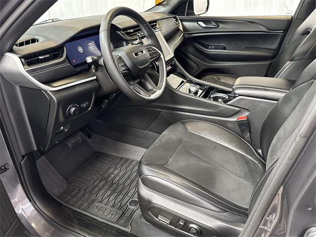 used 2023 Jeep Grand Cherokee car, priced at $32,466