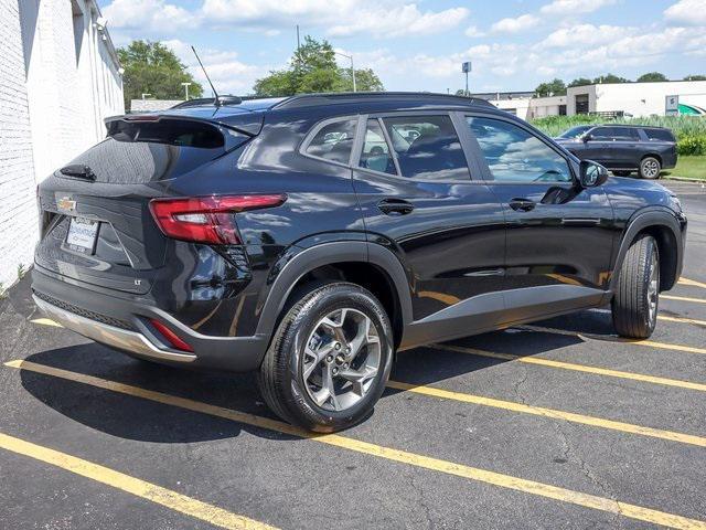 new 2025 Chevrolet Trax car, priced at $24,205