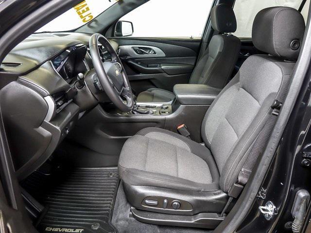 used 2022 Chevrolet Traverse car, priced at $29,900