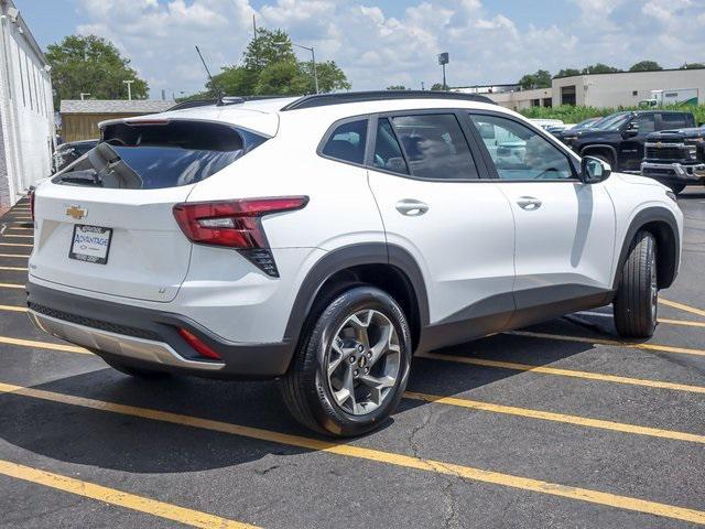 new 2025 Chevrolet Trax car, priced at $24,205