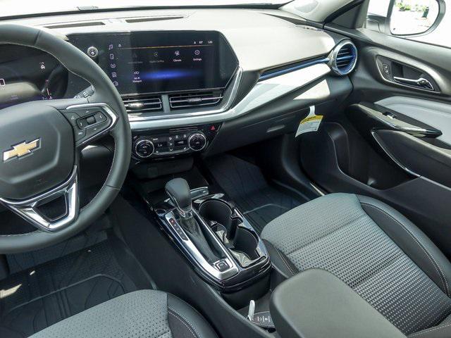 new 2025 Chevrolet Trax car, priced at $24,205