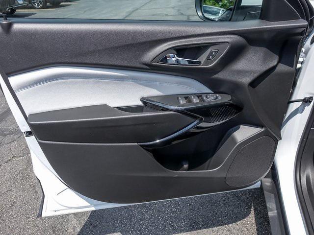 new 2025 Chevrolet Trax car, priced at $24,205
