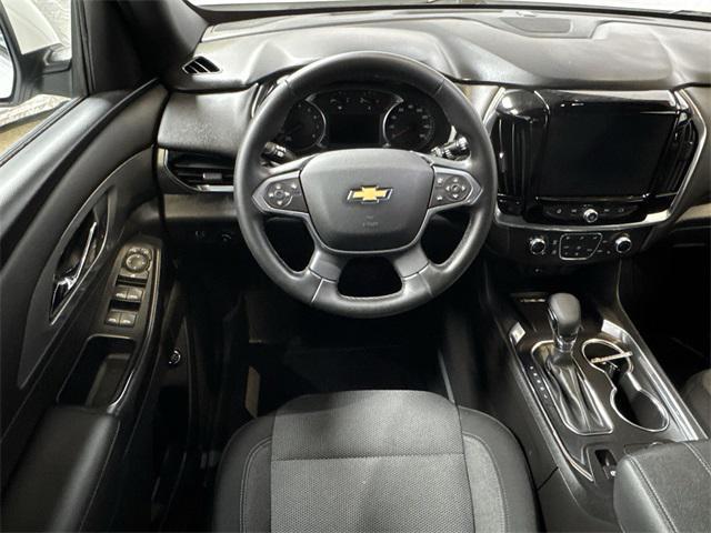 used 2023 Chevrolet Traverse car, priced at $32,000
