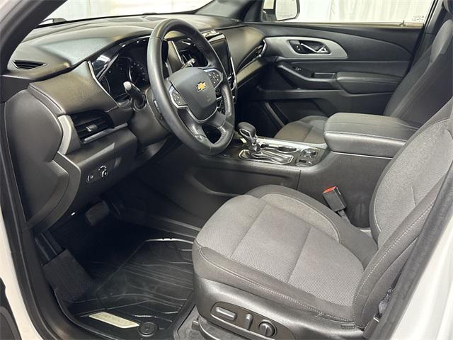 used 2023 Chevrolet Traverse car, priced at $32,000