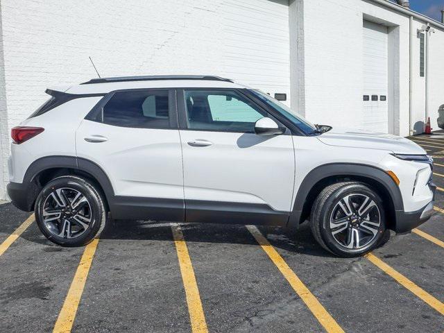 new 2025 Chevrolet TrailBlazer car, priced at $28,343