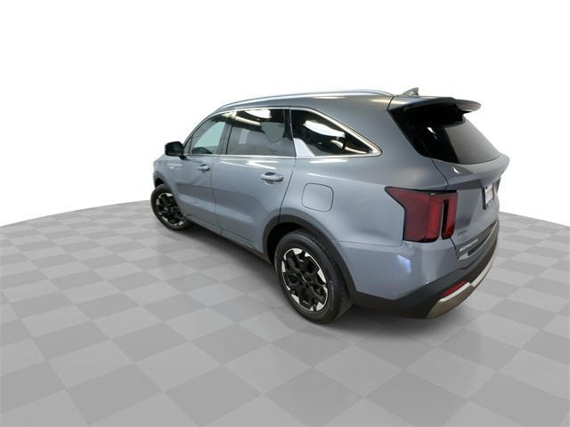 used 2024 Kia Sorento car, priced at $28,400
