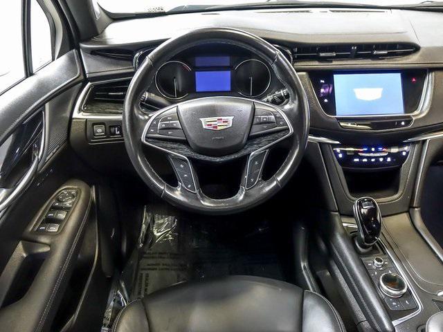 used 2023 Cadillac XT5 car, priced at $29,972