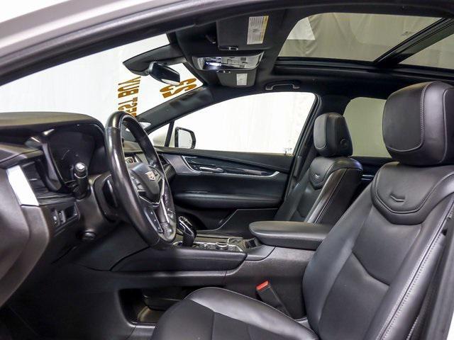 used 2023 Cadillac XT5 car, priced at $29,972