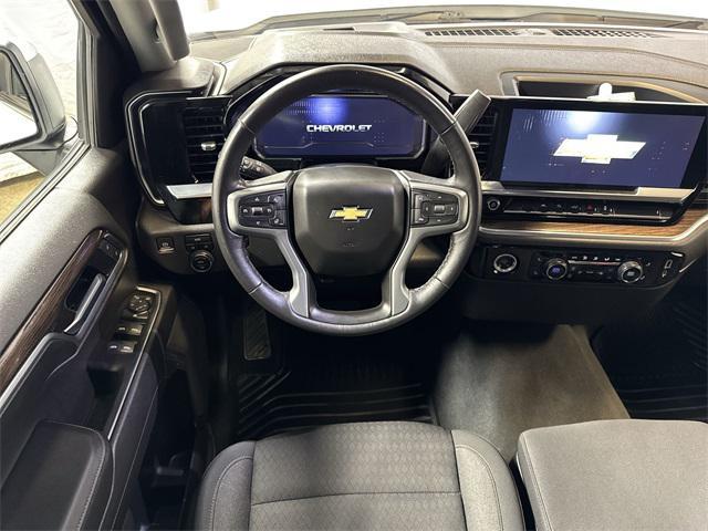used 2022 Chevrolet Silverado 1500 car, priced at $37,200