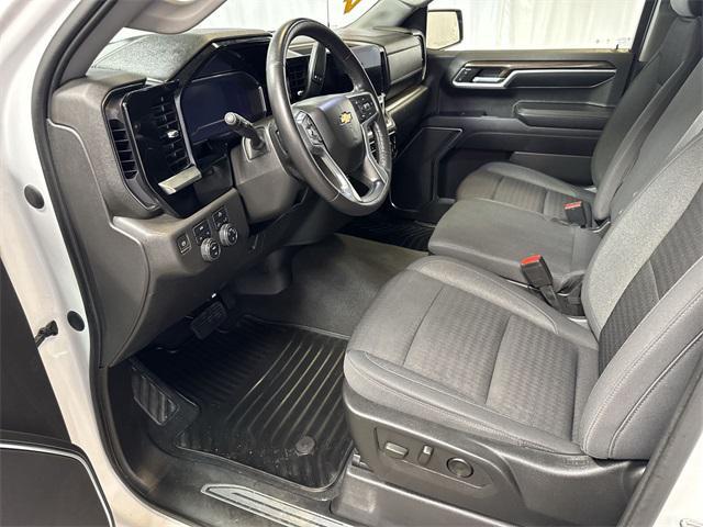 used 2022 Chevrolet Silverado 1500 car, priced at $37,200
