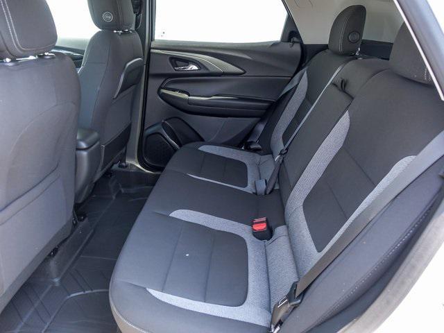 new 2025 Chevrolet TrailBlazer car, priced at $27,002