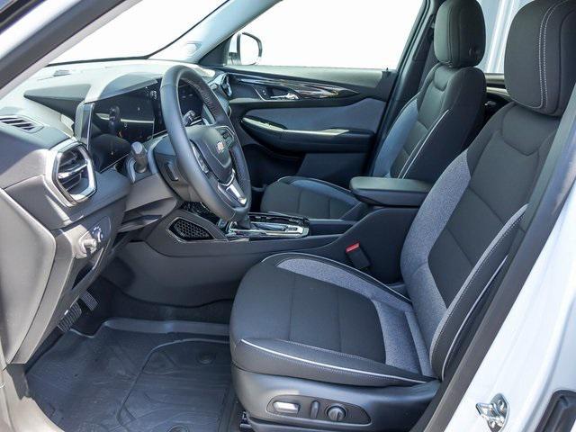 new 2025 Chevrolet TrailBlazer car, priced at $27,002