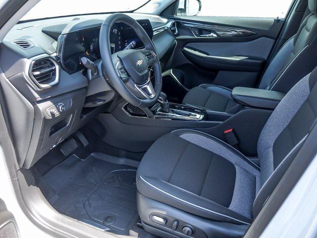 new 2025 Chevrolet TrailBlazer car, priced at $27,002