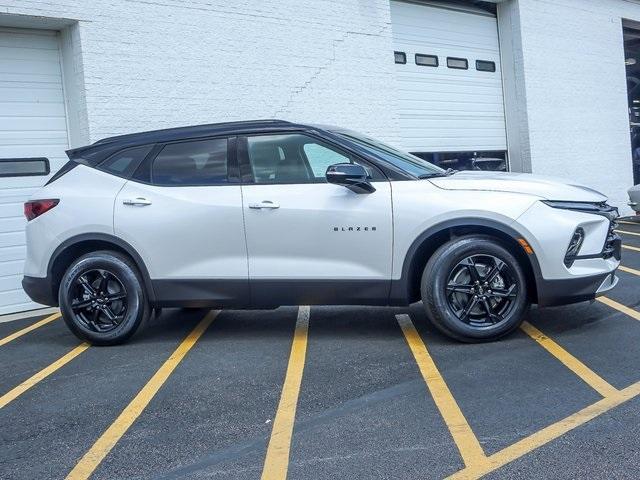 new 2025 Chevrolet Blazer car, priced at $46,672