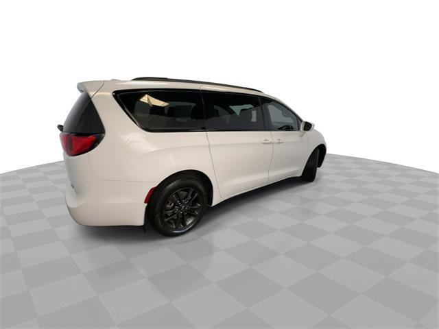 used 2020 Chrysler Pacifica car, priced at $21,829