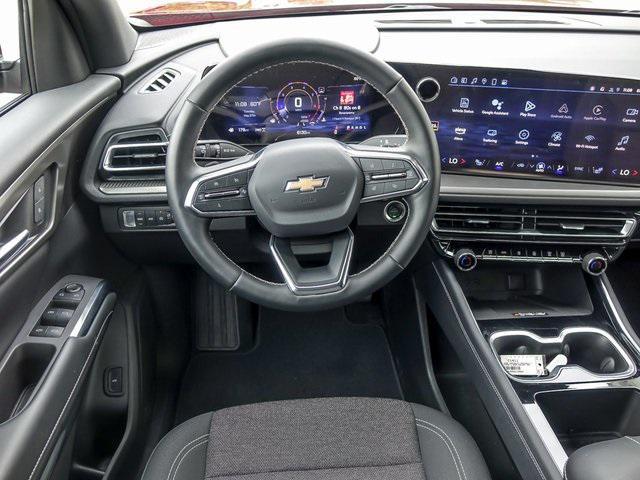 used 2025 Chevrolet Traverse car, priced at $43,300