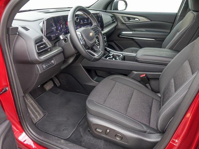 used 2025 Chevrolet Traverse car, priced at $43,300