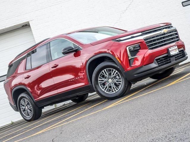 used 2025 Chevrolet Traverse car, priced at $43,300
