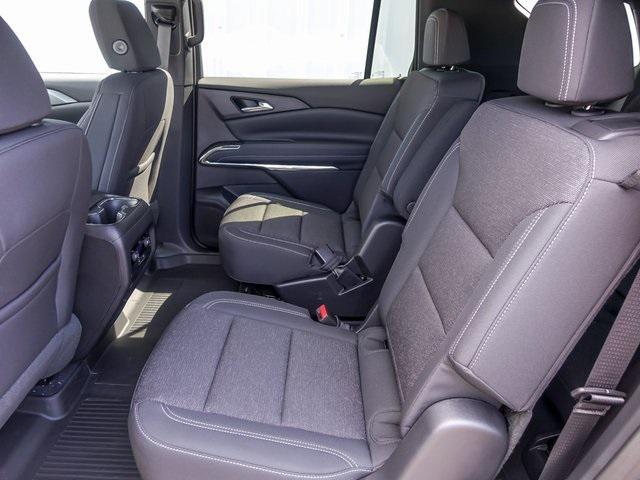 new 2026 Chevrolet Traverse car, priced at $43,114