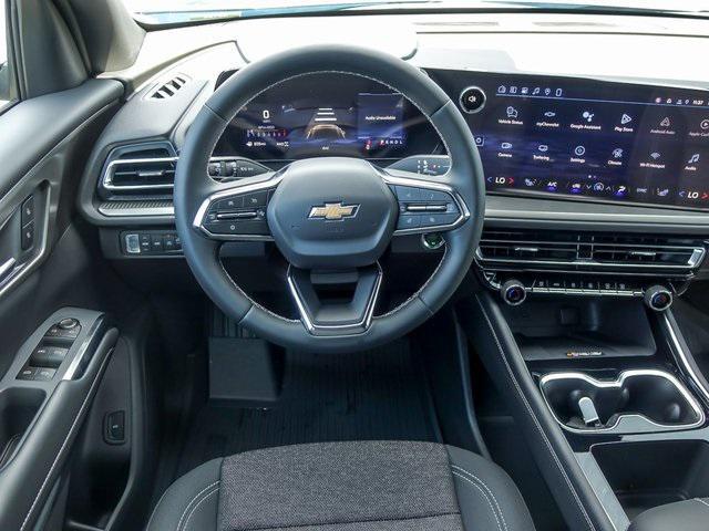 new 2026 Chevrolet Traverse car, priced at $43,114