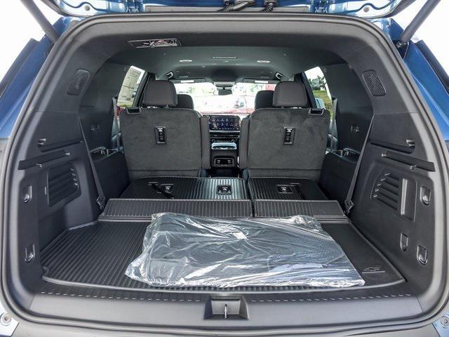 new 2026 Chevrolet Traverse car, priced at $43,114